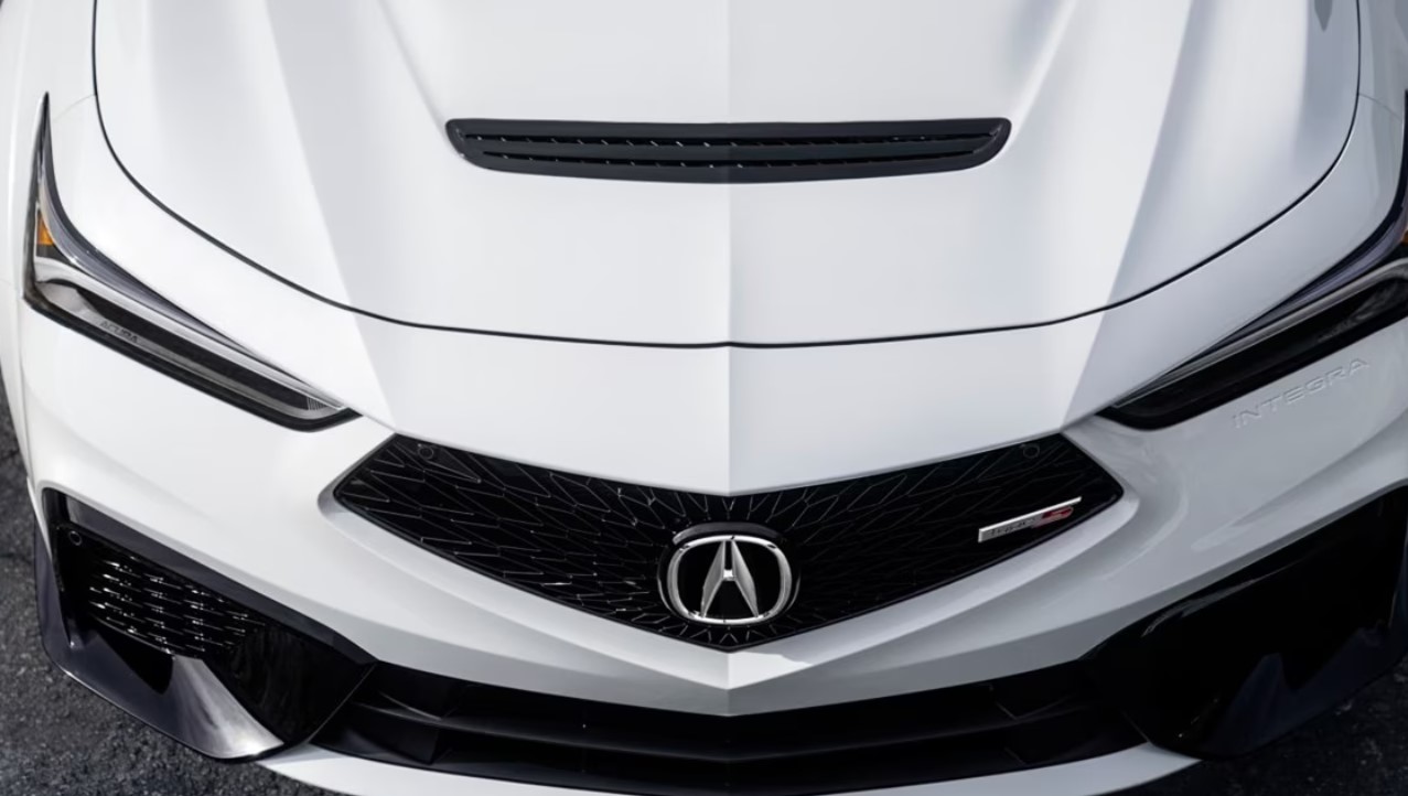 Acura vs BMW: Which Luxury Brand Is Right for You?